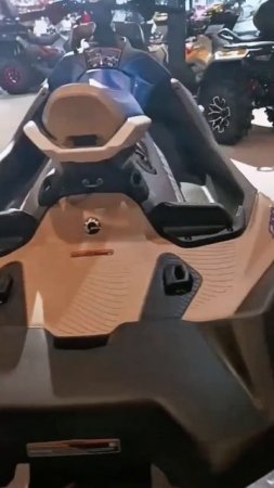 BRP SEA-DOO SPARK TRIXX 3 UP 2025