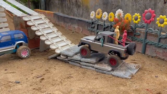 Испытания радиоуправляемых машин на проходимость сложных участков смотреть онлайн