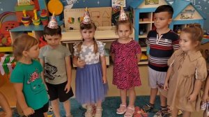 Поздравляем Вареньку с Днём рождения 🎉 ❤mp4