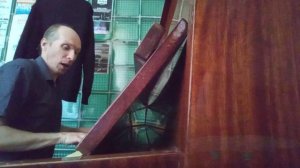 Максим Токарев -Спокойная любовь (музыка и слова Максима Токарева).