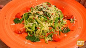 Готовим спагетти по-летнему - из кабачка! Доброе утро. Фрагмент выпуска от 07.07.2025