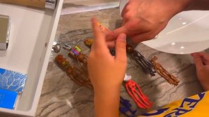 У Кого КРУЧЕ ДЕНЬ РОЖДЕНИЯ! Старший Брат VS Младший Брат!