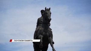 Участники форума ректоров почтили память героев ВОВ в Улан-Удэ