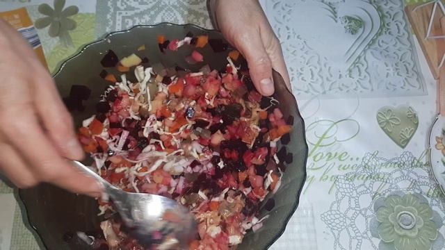 Петров пост. 4 и 5 июля. Винегрет, путассу в маринаде смотреть онлайн