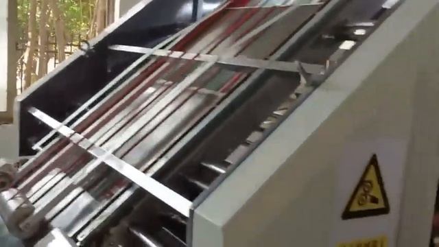 Кашировальная машина GALAXY-1200A слимовка черным ламинатом малого формата