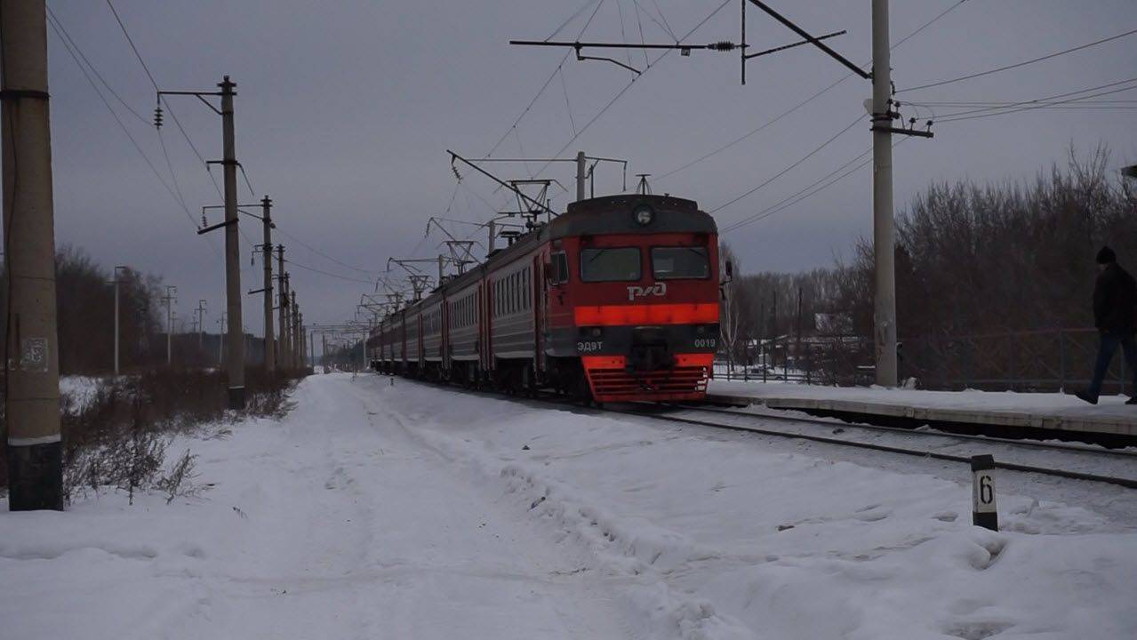 Электропоезд ЭД9Т-0019
