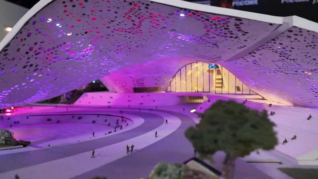 В столице представили макет будущего нового здания Национального центра "Россия"