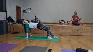 ТриЙога поток Кики под лекцию Калиджи