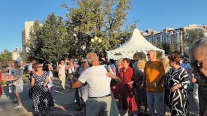 Дарите женщинам цветы... 06.07.25...