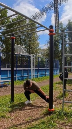 Тянусь