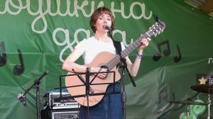 44 Песенка кавалергарда - Марина Коробейникова