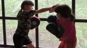 Бокс. Самообразование дома. Девочки / Boxing. Self-education at home. Girls.