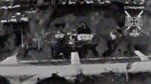 Бойцы 42-й гвардейской дивизии поджарили автомобиль с пехотой ВСУ в глубоком тылу противника