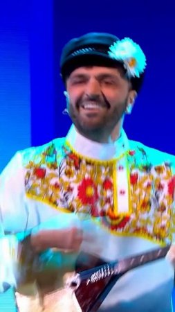 В новом шоу «Большой хит» будет очень много хитов, которые нужно будет угадать! И звёздам, и тебе 😉