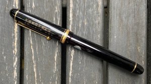 Как убрать гравировку с корпуса пластиковой ручки на примере колпачка Pilot Custom 74