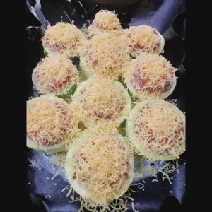 Запеченные кабачки с мясным фаршем