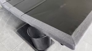 Head or foot lifts elevate foundation but does not return to flat position