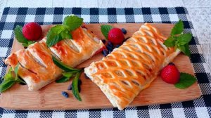 рулеты с ягодой из лоенного теста














Вкусный Рулет на скорую руку // Вкусняшка к Чаю//