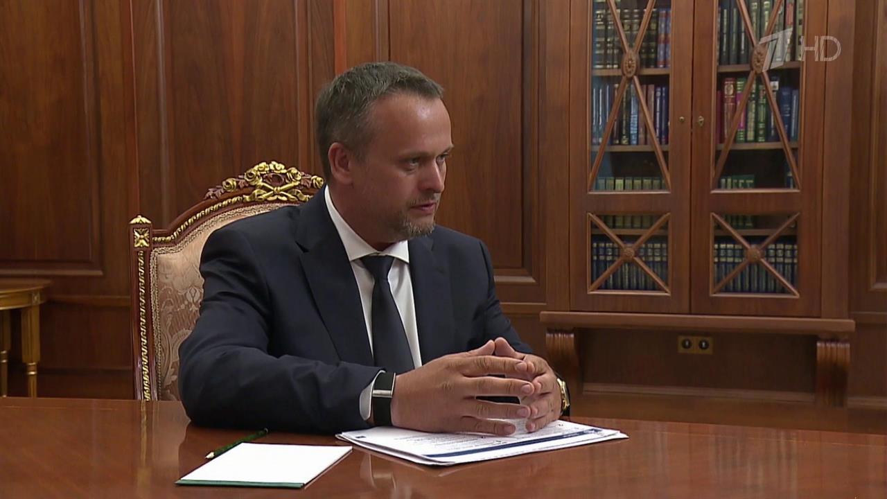 Президент встретился с исполняющим обязанности министра транспорта Андреем Никитиным