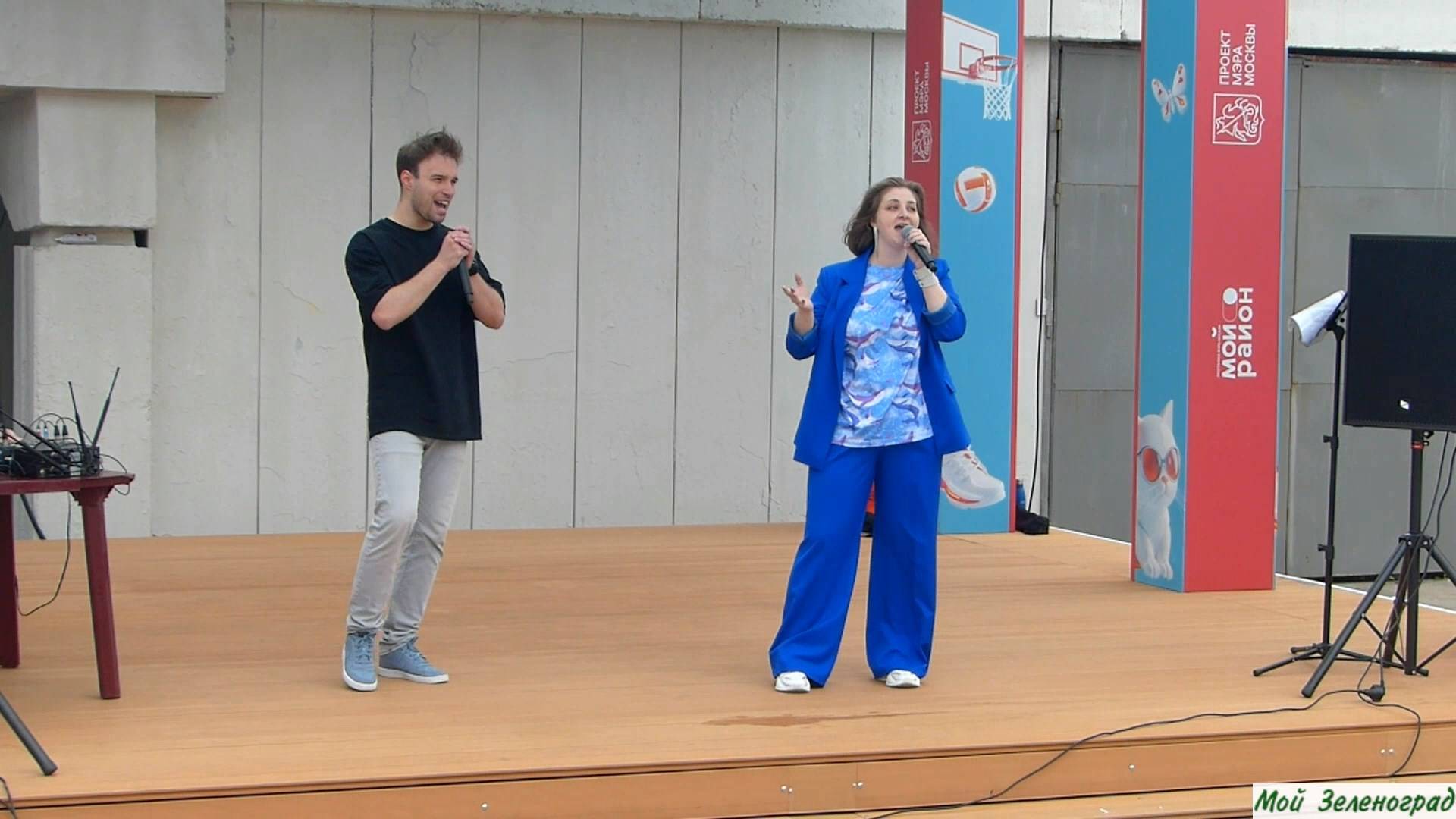 Евгения Казинская и Олег Баташов на концерте фестивальной программы «Лето в Москве» смотреть онлайн