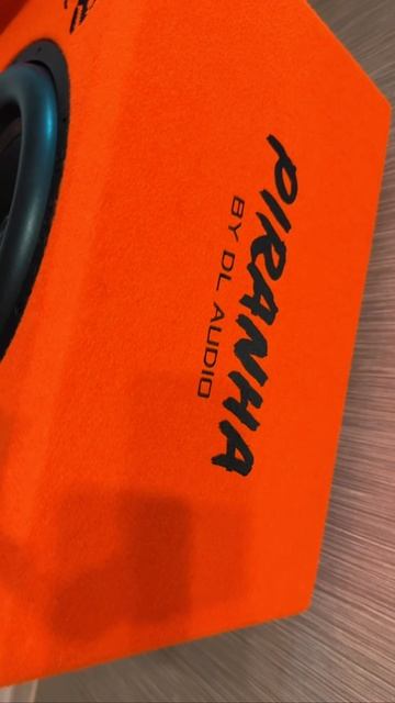 Активный Сабвуфер Piranha 15 v2