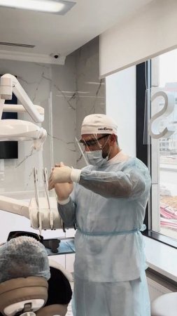 Жилоков Заур Гидович стоматолог-хирург, имплантолог Видентис #стоматология  #имплантациязубов