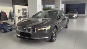 2023 Volvo S90 B5.