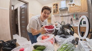 Я в БЕШЕНСТВЕ, Вован РАСКОЛОТИЛ пол дома! Имея ДЕНЬГИ можно иметь ВСЁ! Закупка летних ВКУСНЯШЕК Влог