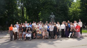 Семьи бойцов и врачей поздравили с Днем семьи, любви и верности в военном госпитале им. Бурденко