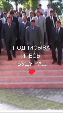 ЭМОМАЛИ РАХМОН.  ДАР ОРОМГОХИ МИР САЙИДИ АЛИ ХАМАДОНИ