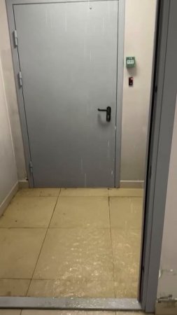 💦В Датском квартале в Мытищах затапливает подъезды и парковку💦