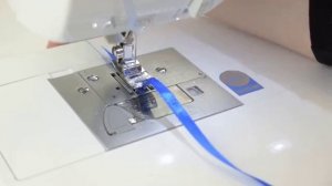 Лапка для пришивания лент и тесьмы