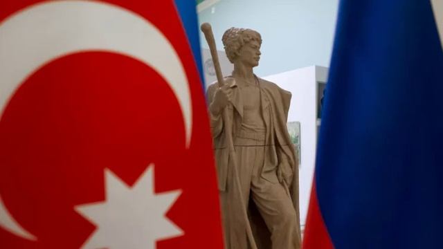 Результаты опроса: как граждане России относятся к азербайджанской диаспоре.