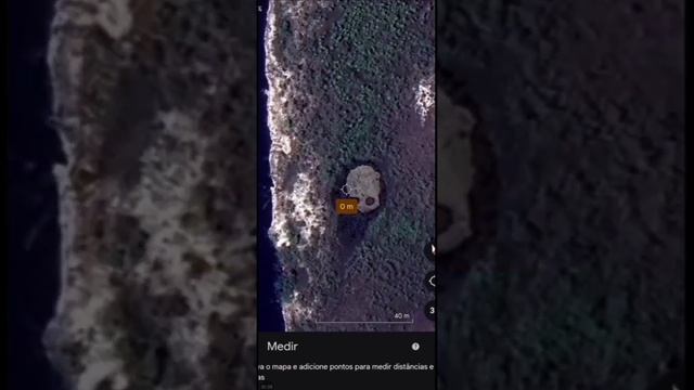 15-ти метровый череп.