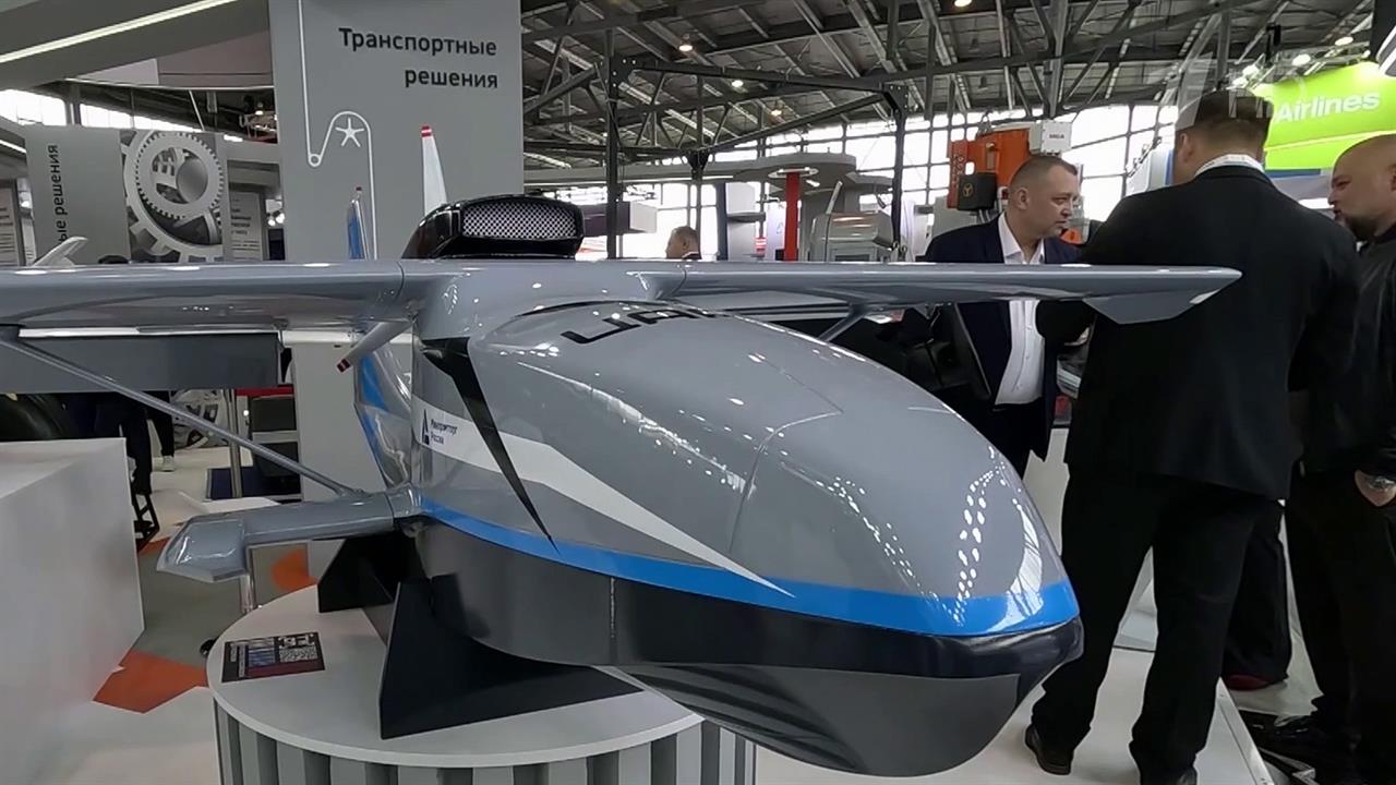 Передовые новинки российского производства изучают на выставке "Иннопром"