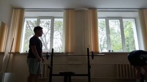 Дельтовидные вершины: идеальные плечи в зале c GymZone