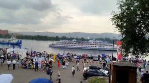 День речника на Енисее в Красноярске