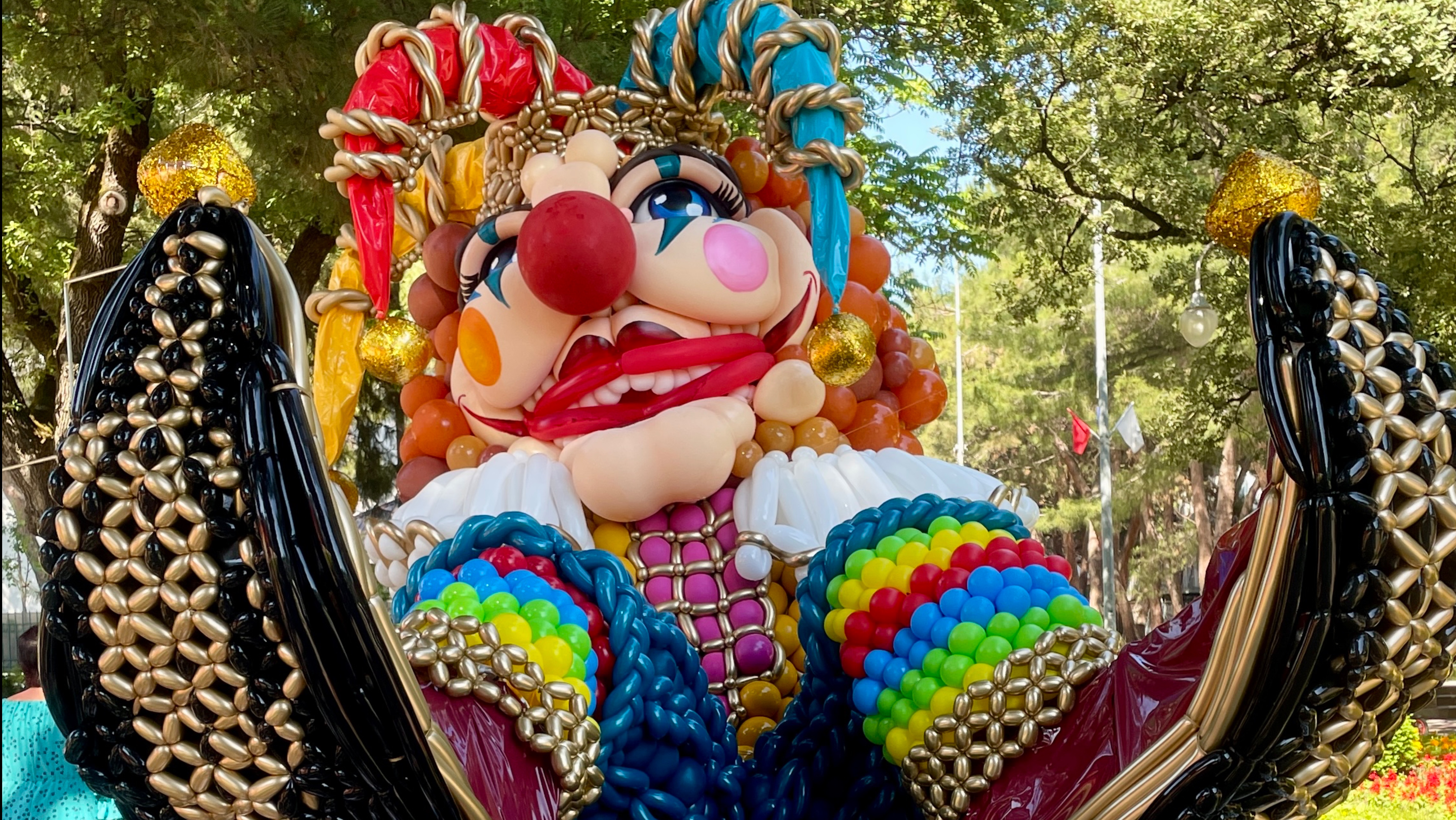 Фестиваль Море шаров смотреть онлайн