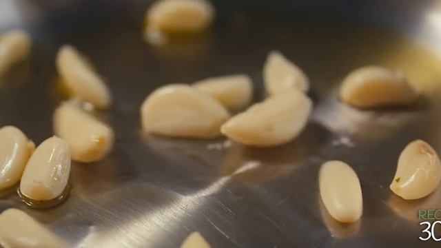 y2mate.com - Cauliflower and Garlic Pasta Complete meal_720pFH