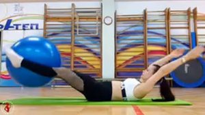 ФИТБОЛ тренировка на ВСЁ ТЕЛО _ Юлия Иванченко _ Оздоровительный фитнес, растяжка без боли _ Дзе.mp4