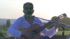 09-Мир распахнулся, Вальс