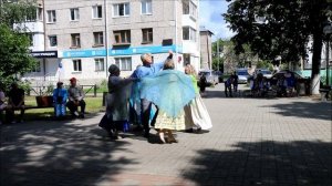 Музейное дефиле шалей от Ольги Ячменевой НА ДНЕ ГОРОДА АРТЕМОВСКОГО