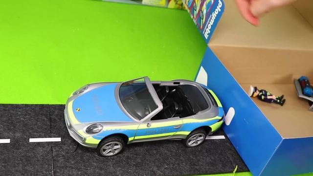 Игрушечные пожарные машины полицейские машины и скорая помощь в спасательной миссии