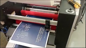 Полуавтоматический ламинатор DIGITIZER 390S работает на темных тонерных плашках в Питере