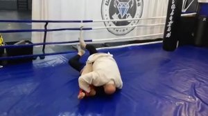 Бросок через себя с подсадом голенью. Борьба самбо и дзюдо.