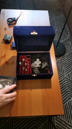 Организация хранения украшений или шкатулка своими руками