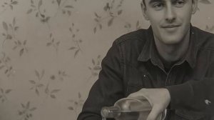 Вычислила и по одному убила. Месть за сына.