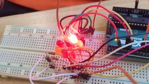 Электроника. Задание "Свет по кругу". Григорий Леонтьев