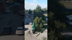 смотрю в окно