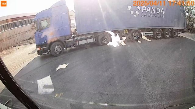 Уважение большегрузам от большегруза  мало кто нас выпускает конечно